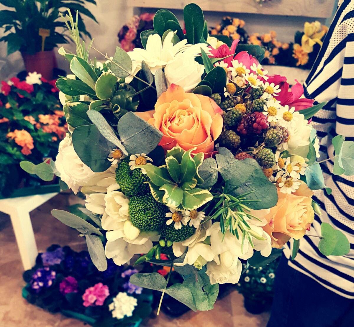 Bouquet Misto con More Fioreria Bruseghini Besenello Trento